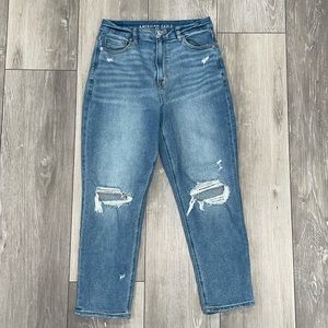 American Eagle Curvy Mom Jean